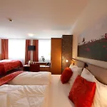 Sole Felsen Welt Hotel