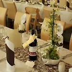 Sole Felsen Welt Hotel