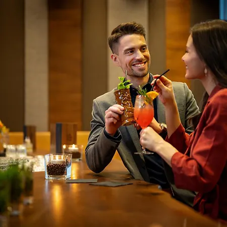 Sole Felsen Welt Hotel