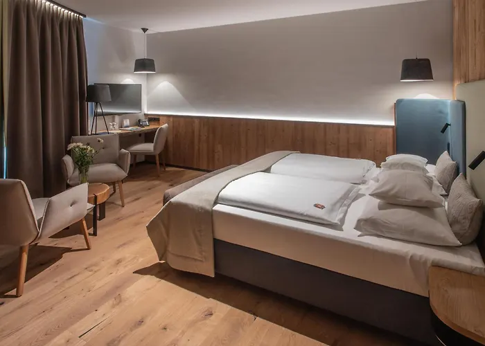 Hotel Sole Felsen Welt 4*